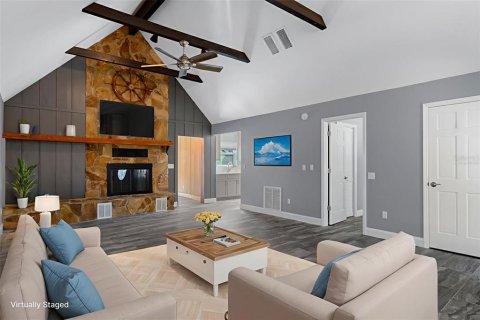 House in Homosassa, Florida 4 bedrooms, 209.87 sq.m. № 2138853 - photo 5