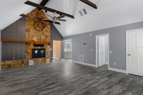 House in Homosassa, Florida 4 bedrooms, 209.87 sq.m. № 2138853 - photo 6