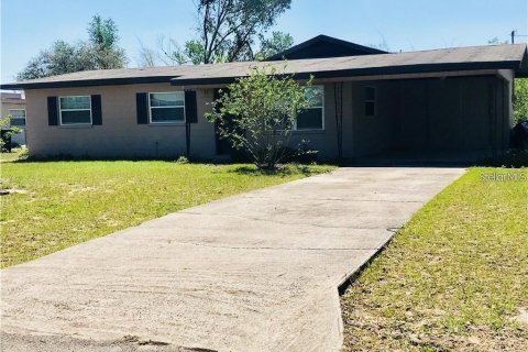 Villa ou maison à Babson Park, Floride 4 chambres, 134.8 m2 № 2122394