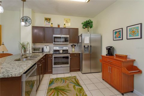 Townhouse in Kissimmee, Florida 3 bedrooms, 133.78 sq.m. № 1662401 - photo 12
