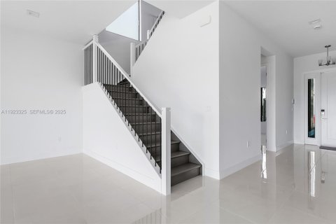 Villa ou maison à louer à Boca Raton, Floride: 5 chambres, 360.09 m2 № 1976969 - photo 15