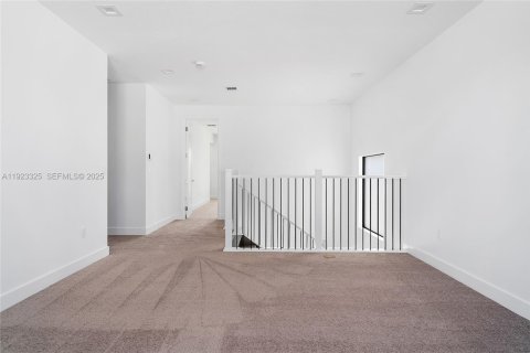 Villa ou maison à louer à Boca Raton, Floride: 5 chambres, 360.09 m2 № 1976969 - photo 16