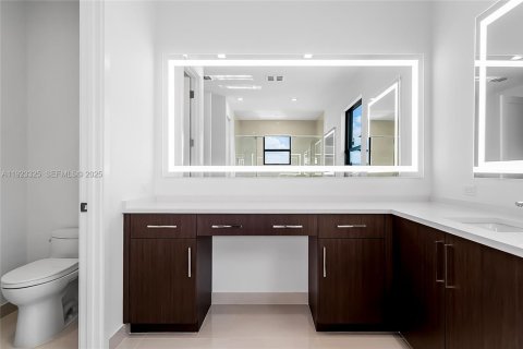 Villa ou maison à louer à Boca Raton, Floride: 5 chambres, 360.09 m2 № 1976969 - photo 30