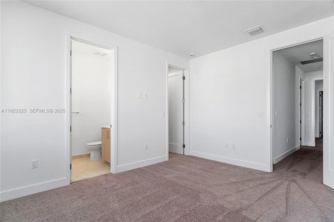 Villa ou maison à louer à Boca Raton, Floride: 5 chambres, 360.09 m2 № 1976969 - photo 20