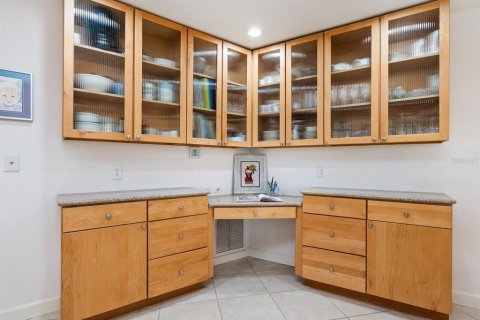 Купить виллу или дом в Сарасота, Флорида 12 комнат, 197.32м2, № 1733136 - фото 16