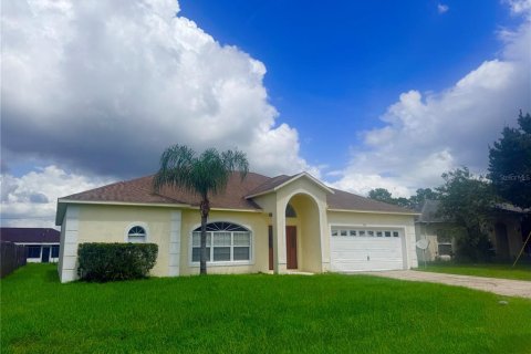 Villa ou maison à Kissimmee, Floride 3 chambres, 174.56 m2 № 2371402