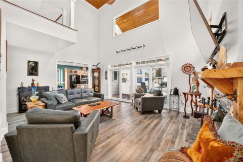 Villa ou maison à vendre à Crystal River, Floride: 4 chambres, 196.02 m2 № 2310844 - photo 10
