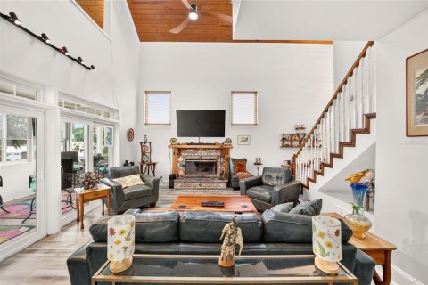 Villa ou maison à vendre à Crystal River, Floride: 4 chambres, 196.02 m2 № 2310844 - photo 15