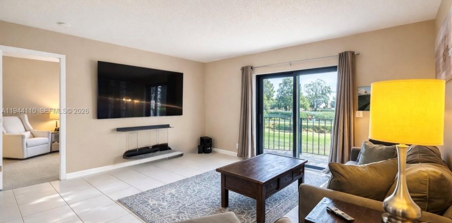 Condo in Lauderdale-by-the-Sea, Florida, 2 bedrooms  № 2004269