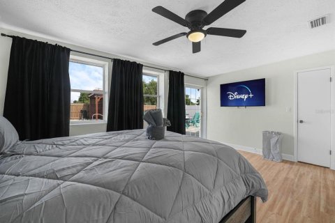 House in Winter Haven, Florida 3 bedrooms, 186.36 sq.m. № 1917712 - photo 11