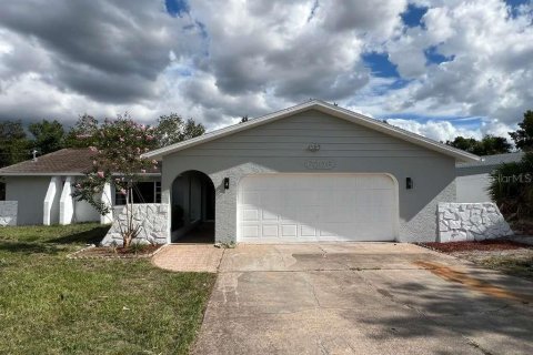 Casa en Spring Hill, Florida 2 dormitorios, 146.32 m2 № 2102980