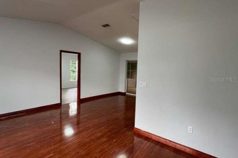 House in Spring Hill, Florida 2 bedrooms, 146.32 sq.m. № 2102980 - photo 5