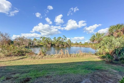 Condo in Englewood, Florida, 2 bedrooms  № 2108386 - photo 23