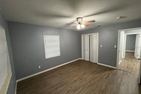 Casa en alquiler en Tampa, Florida, 2 dormitorios, 98.85 m2 № 1832129 - foto 4