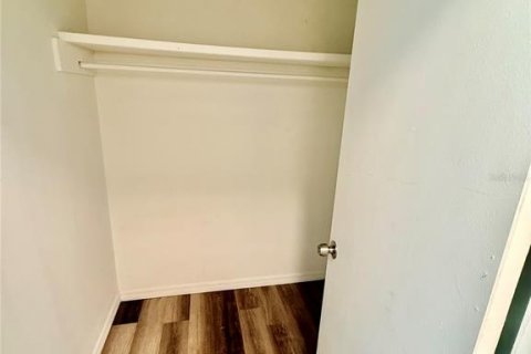 Copropriété à louer à Gainesville, Floride: 2 chambres, 93.18 m2 № 2416792 - photo 17