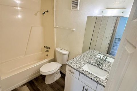 Copropriété à louer à Gainesville, Floride: 2 chambres, 93.18 m2 № 2416792 - photo 14