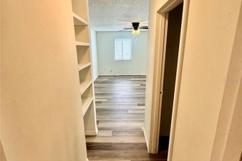 Copropriété à louer à Gainesville, Floride: 2 chambres, 93.18 m2 № 2416792 - photo 9