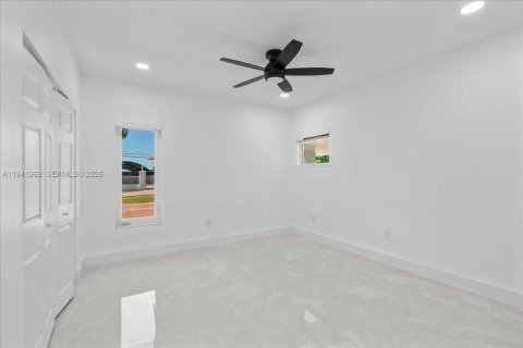 House in Homestead, Florida 3 bedrooms, 207.92 sq.m. № 1999906 - photo 30
