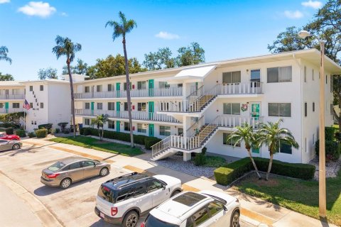 Condo à Seminole, Floride, 1 chambre № 2205750
