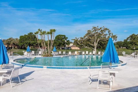 Condominio en venta en Seminole, Florida, 1 dormitorio, 59.27 m2 № 2205750 - foto 13