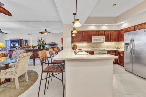 Купить кондоминиум в Пунта-Горда, Флорида 7 комнат, 156.45м2, № 1620123 - фото 13