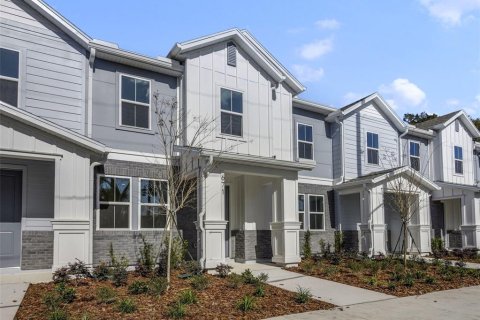 Townhouse in Oviedo, Florida 3 bedrooms, 170.57 sq.m. № 2103316 - photo 2