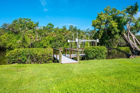 Terreno en venta en Sarasota, Florida № 1880575 - foto 4
