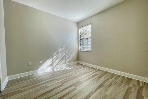 Touwnhouse à louer à Orlando, Floride: 3 chambres, 145.86 m2 № 2156398 - photo 18