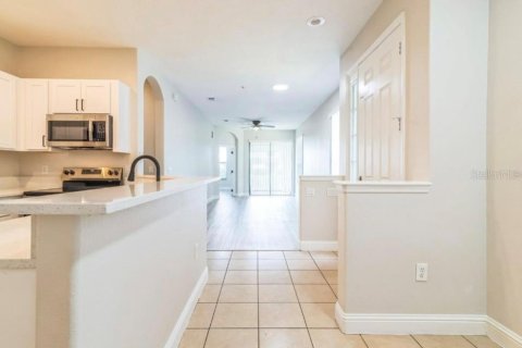 Touwnhouse à louer à Orlando, Floride: 3 chambres, 145.86 m2 № 2156398 - photo 11