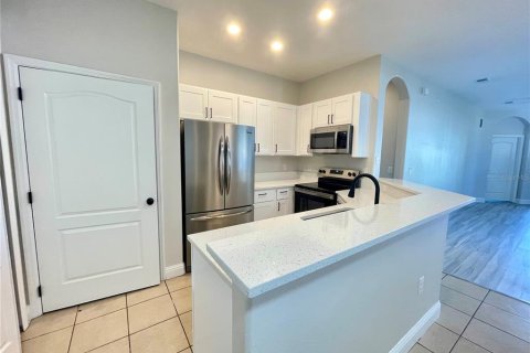 Touwnhouse à louer à Orlando, Floride: 3 chambres, 145.86 m2 № 2156398 - photo 8