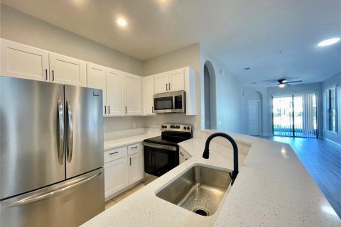 Touwnhouse à louer à Orlando, Floride: 3 chambres, 145.86 m2 № 2156398 - photo 6