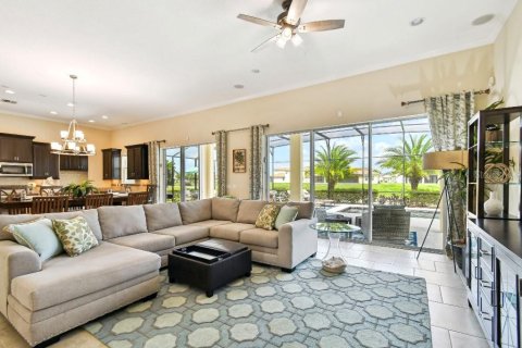 Villa ou maison à vendre à Kissimmee, Floride: 5 chambres, 332.87 m2 № 1745094 - photo 12