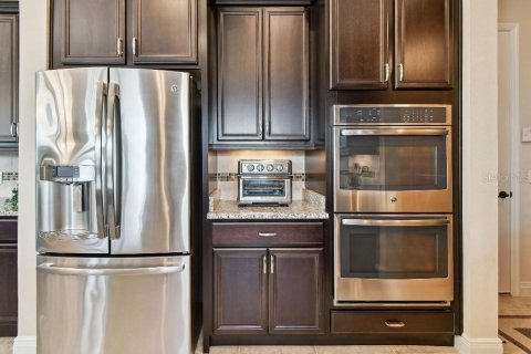 Villa ou maison à vendre à Kissimmee, Floride: 5 chambres, 332.87 m2 № 1745094 - photo 21