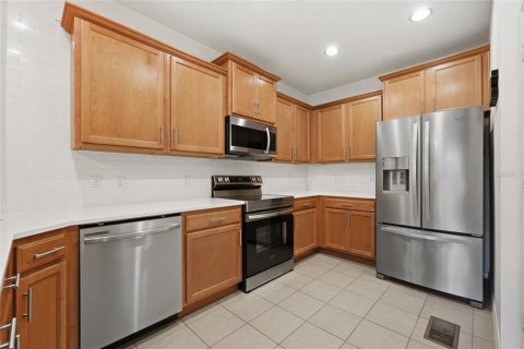 Condo in Winter Garden, Florida, 2 bedrooms  № 2418909 - photo 9