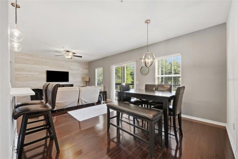 Condo in Winter Garden, Florida, 2 bedrooms  № 2418909 - photo 13