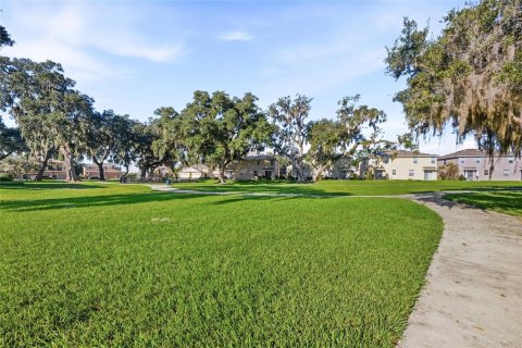 Condo in Winter Garden, Florida, 2 bedrooms  № 2418909 - photo 30