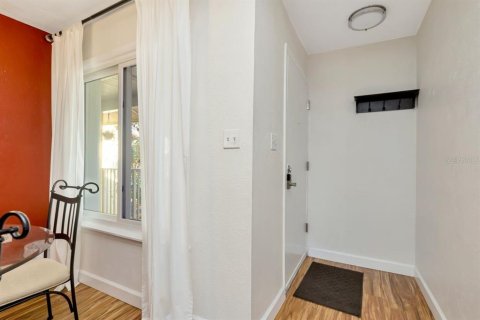Купить кондоминиум в Сент-Питерсберг, Флорида 4 комнаты, 102.19м2, № 2093526 - фото 4