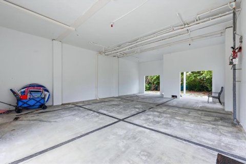 Immobilier commercial à vendre à Englewood, Floride: 4 chambres, 246.38 m2 № 2267187 - photo 23