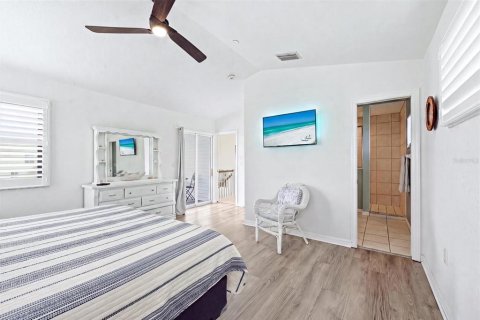 Immobilier commercial à vendre à Englewood, Floride: 4 chambres, 246.38 m2 № 2267187 - photo 17