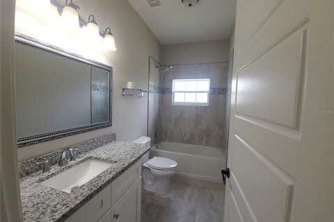 House in Ocala, Florida 4 bedrooms, 196.95 sq.m. № 1613823 - photo 14
