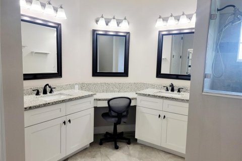 House in Ocala, Florida 4 bedrooms, 196.95 sq.m. № 1613823 - photo 6