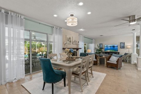 Casa en venta en Palm Harbor, Florida, 5 dormitorios, 358.6 m2 № 1857818 - foto 11