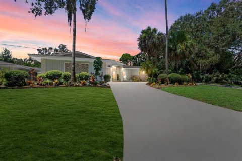 Casa en venta en Palm Harbor, Florida, 5 dormitorios, 358.6 m2 № 1857818 - foto 2