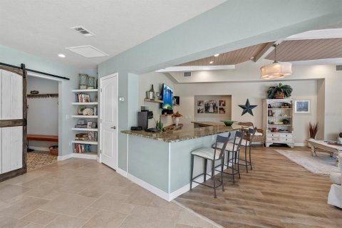 Casa en venta en Palm Harbor, Florida, 5 dormitorios, 358.6 m2 № 1857818 - foto 23