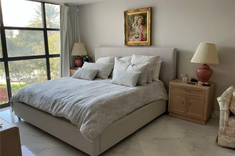 Снять в аренду кондоминиум в Халландейл-Бич, Флорида 2 спальни, 104.98м2, № 2006044 - фото 15