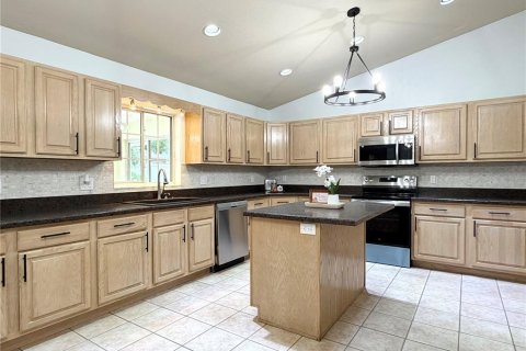 Villa ou maison à vendre à Ocala, Floride: 4 chambres, 196.4 m2 № 2353314 - photo 8