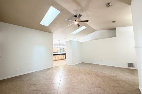 Villa ou maison à vendre à Ocala, Floride: 4 chambres, 196.4 m2 № 2353314 - photo 7