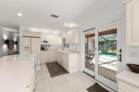 House in Bradenton, Florida 3 bedrooms, 177.35 sq.m. № 1755103 - photo 14