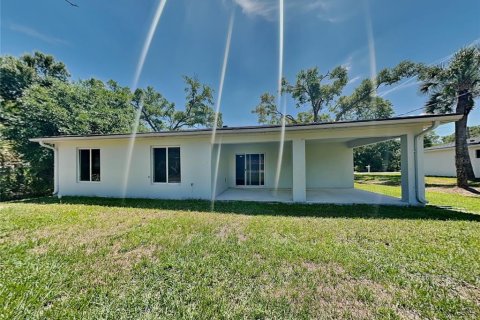Villa ou maison à louer à Port Charlotte, Floride: 3 chambres, 143.44 m2 № 2117661 - photo 16