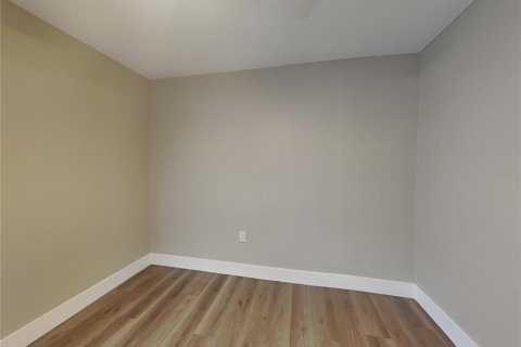 Villa ou maison à louer à Port Charlotte, Floride: 3 chambres, 143.44 m2 № 2117661 - photo 9